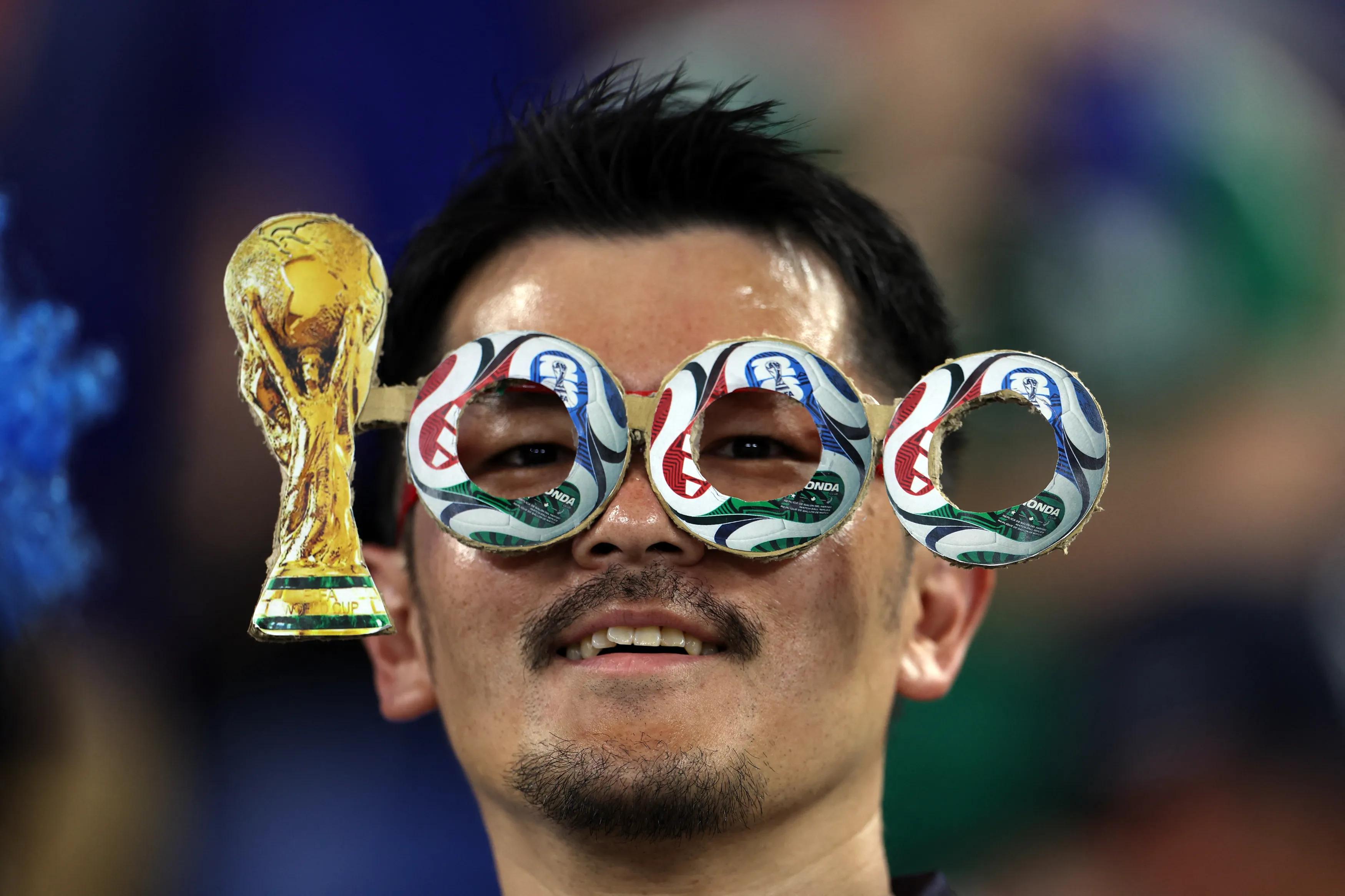 Matchday 10 snapshots: echoes of Milla, Kluivert and World Cup lore